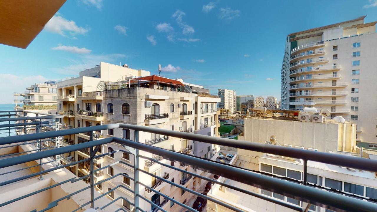 Spacious 2 Bedroom Apartment In Sliema Exterior photo